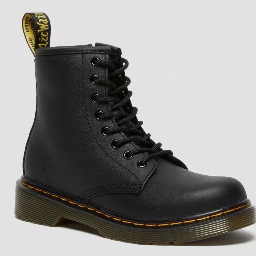 DR. Martens JUNIOR 1460 SOFTY T LEATHER LACE UP BOOTS Size 12